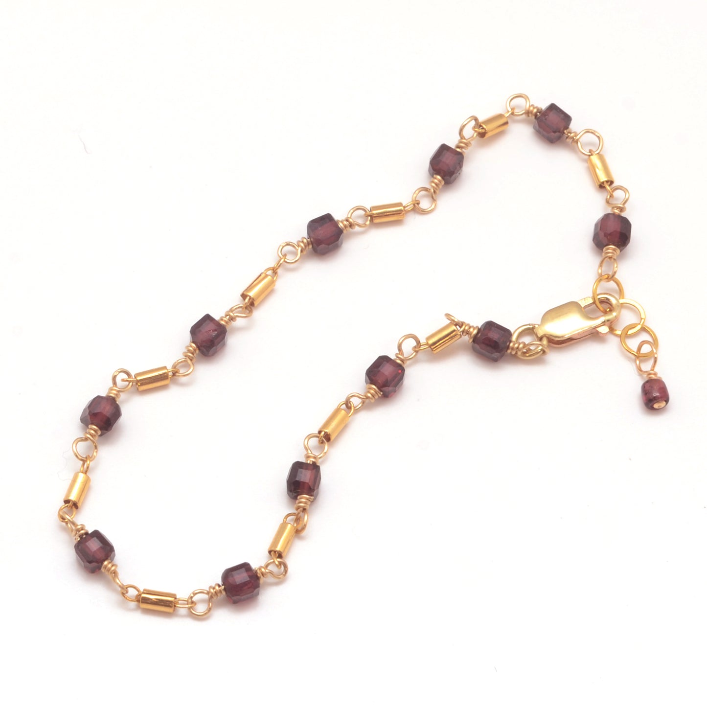 Gem-Kissed: Barrel of Laughs, Garnet Cubes